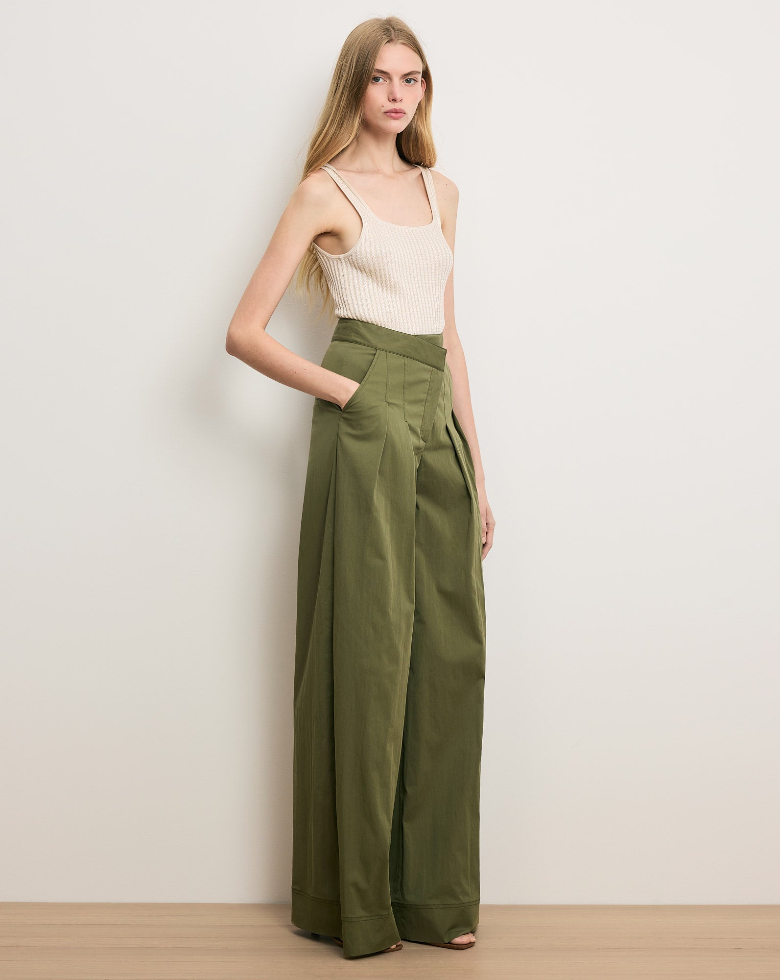 Heron Crossover Waistband Pant