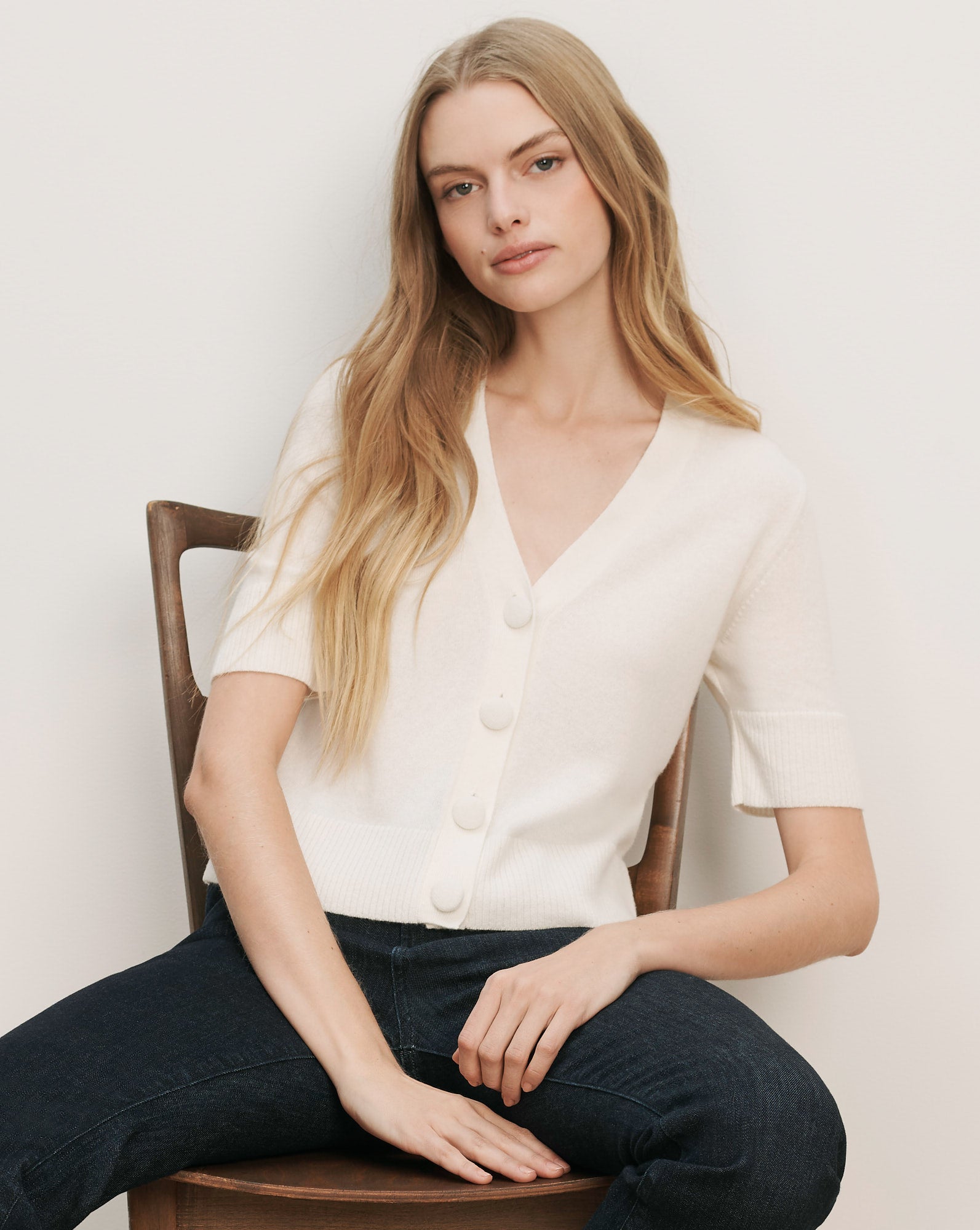 Solene Short-Sleeve Cashmere Cardigan — Ivory